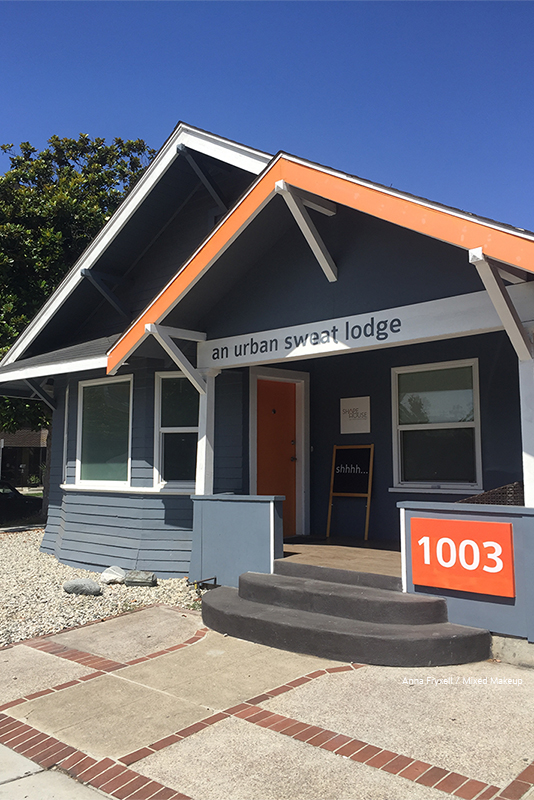 2-shape-house-selena-gomez