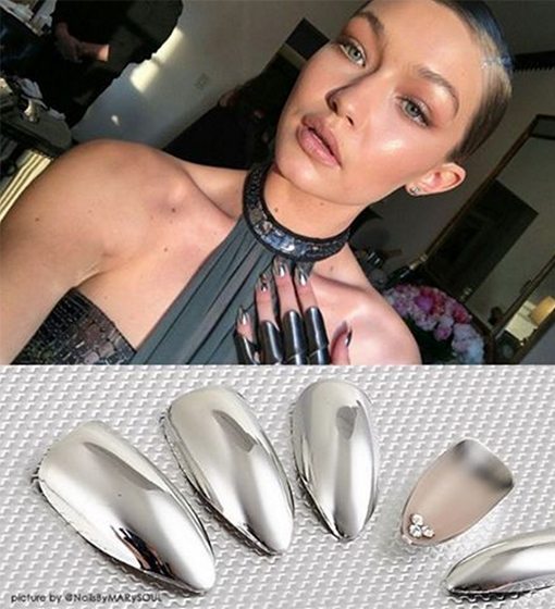 gigi-hadid-kiss-nails